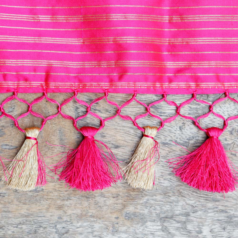 Red-Rani Pink Pure Katan Silk Kadwa Jangla Handloom Dupatta