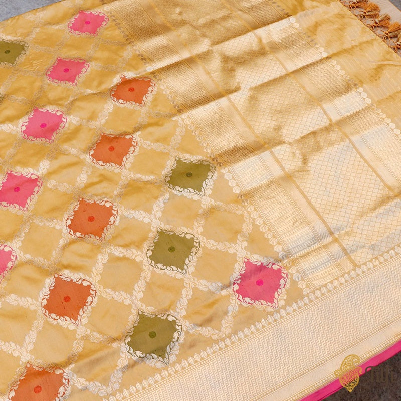 Light Yellow Pure Katan Silk Banarasi Handloom Dupatta