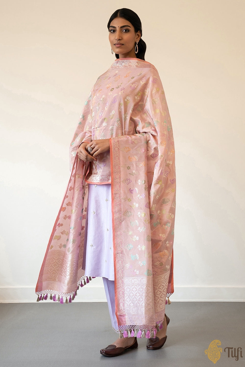 Soft Pink Pure Katan Silk Tissue Banarasi Handloom Kadwa Dupatta