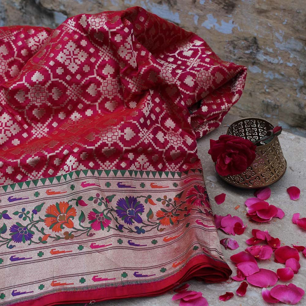Red-Indian Pink Pure Silk Georgette Banarasi Handloom Saree