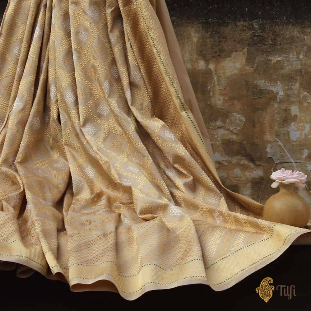 Beige Pure Katan Silk Handwoven Kadwa Banarasi Saree