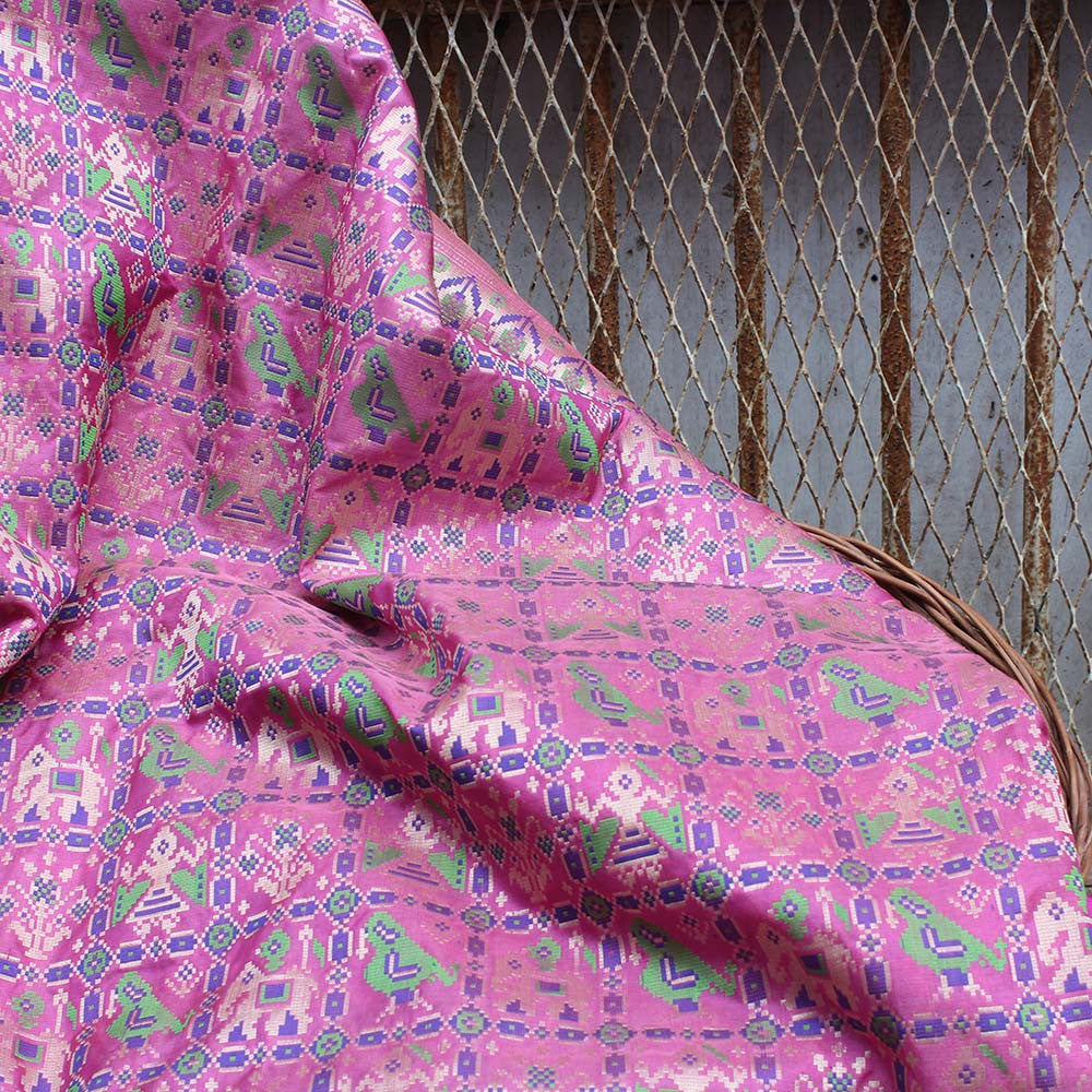 Gajri Pink-Magenta Pure Katan Silk Banarasi Handloom Patola Saree