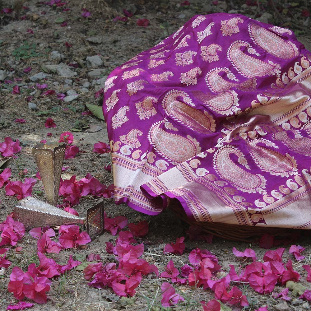 Magenta Pure Silk Georgette Banarasi Handloom Saree
