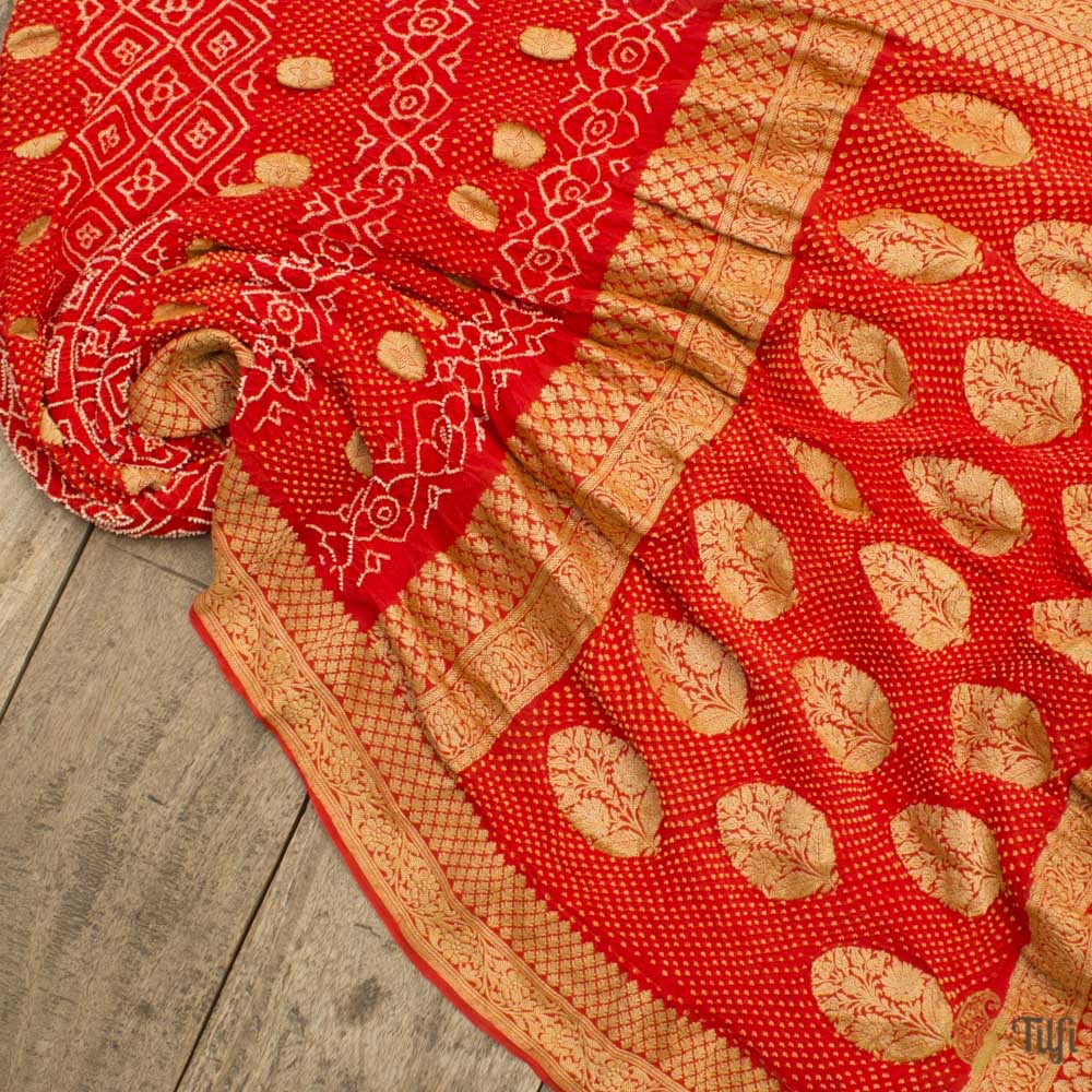 Reddish-Orange Pure Georgette Banarasi Bandhani Handloom Saree