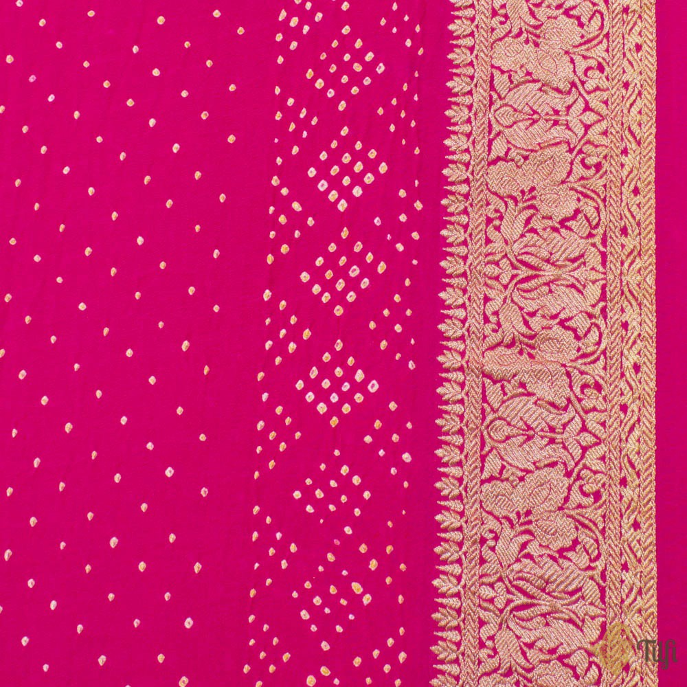 Coral Peach-Pink Pure Georgette Banarasi Bandhani Handloom Saree