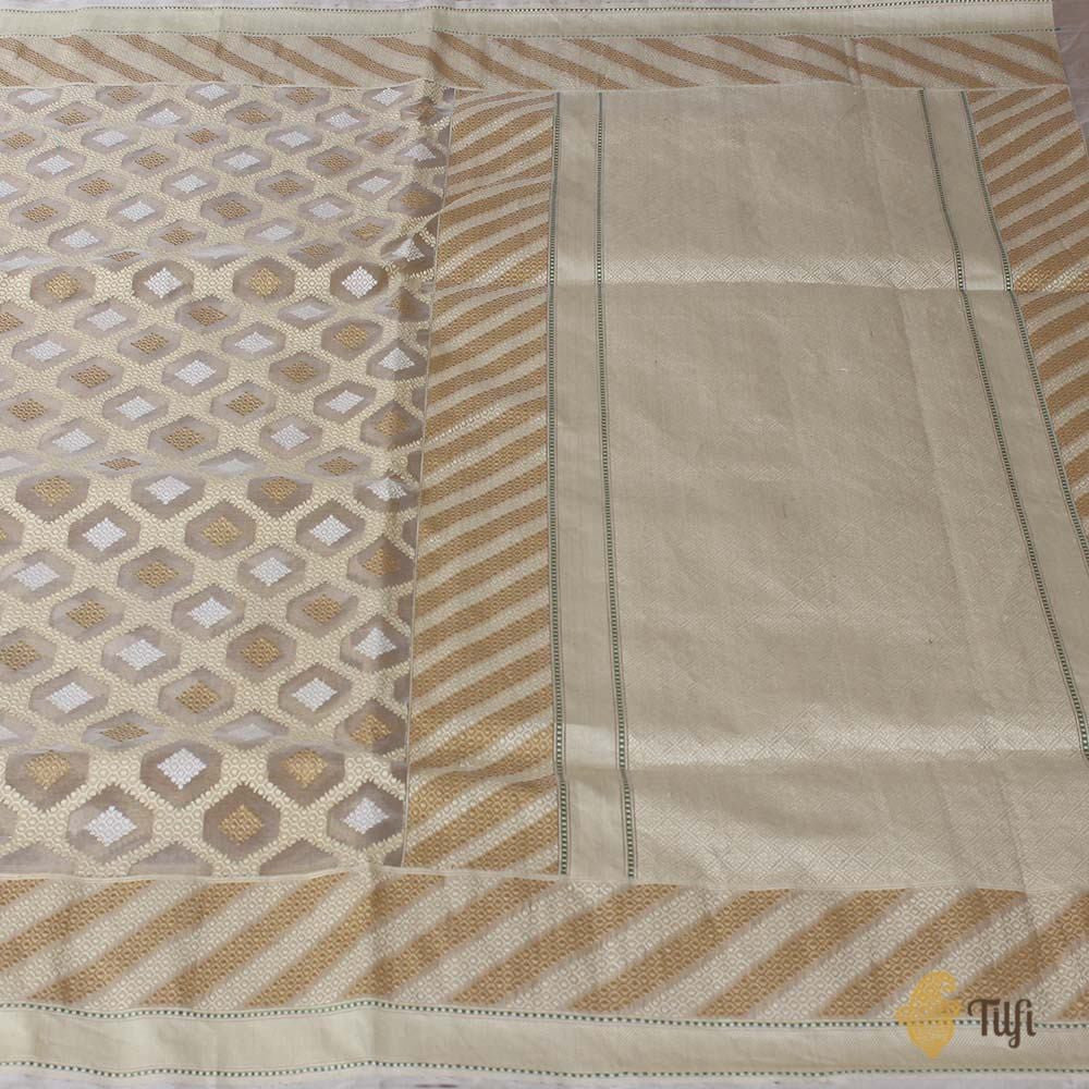 Tussar Pure Kora Silk Handwoven Kadwa Banarasi Saree