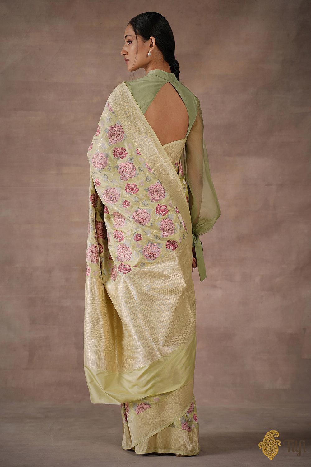 &#39;Peony &amp; Butterfly&#39; Pista Green Pure Katan Silk Banarasi Handloom Saree