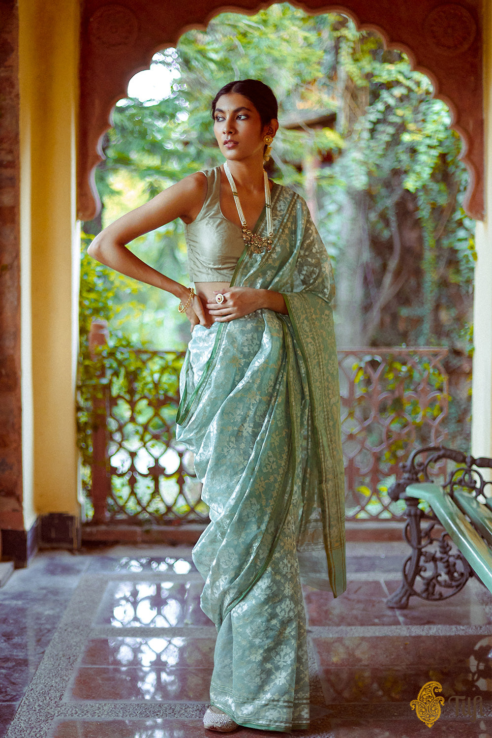 &#39;Kairavi&#39; Light Aquamarine Green Pure Cotton Tissue Real Zari Banarasi Handloom Saree