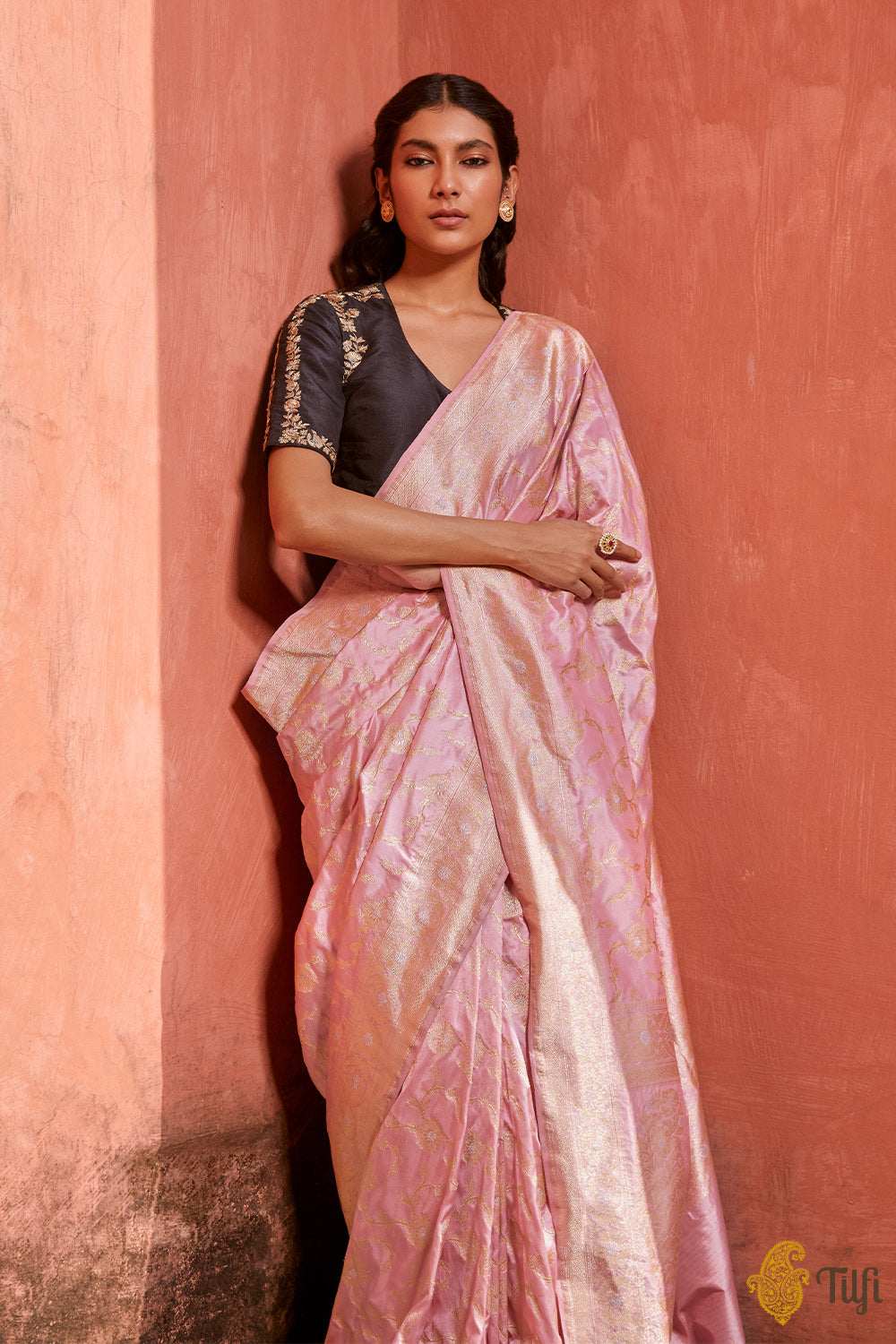 &#39;Arya&#39; Soft Pink Pure Katan Silk Banarasi Handloom Saree