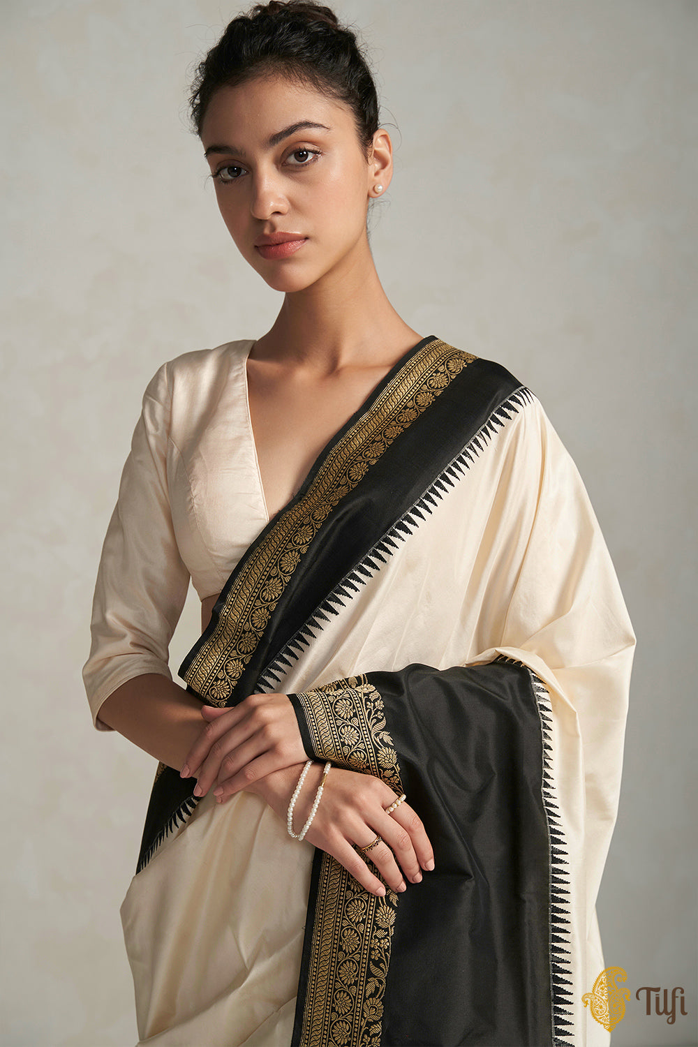 Cream-Black Pure Katan Silk Banarasi Handloom Saree