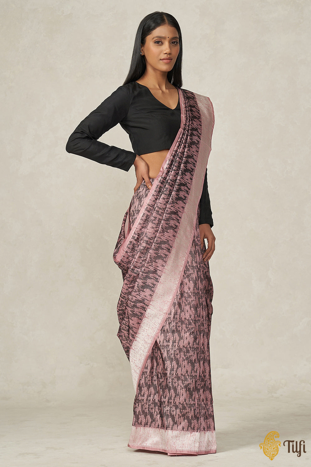 &#39;Kumudini&#39; Soft Pink-Black Pure Katan Silk Banarasi Handloom Saree