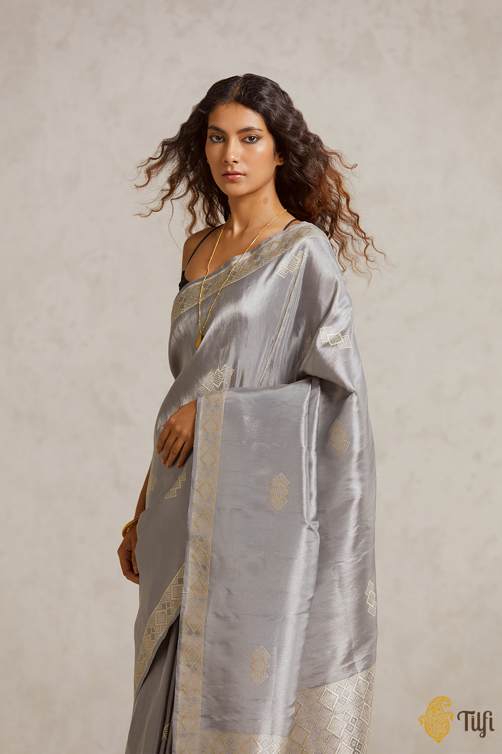 Silver-Grey Pure Ektara Silk Tissue Banarasi Handloom Saree