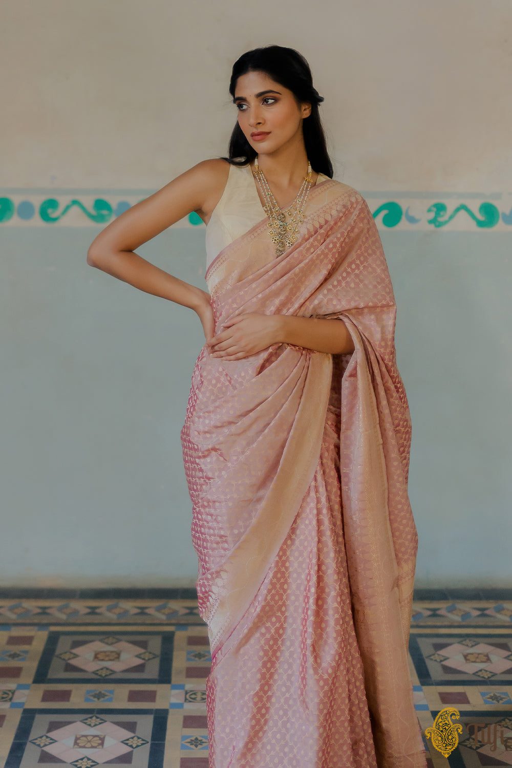 Pre-Order: &#39;Nasrin&#39; Pink Pure Katan Silk Georgette Real Zari Banarasi Handloom Saree