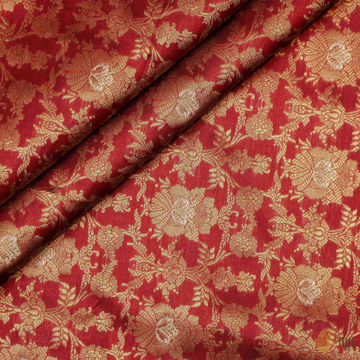 Black-Red Pure Katan Silk Banarasi Handloom Fabric