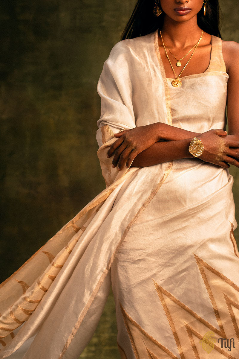 Pre-Order: White-Gold Pure Ektara Silk Tissue Banarasi Handloom Saree