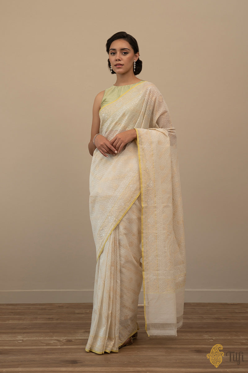 &#39;Ahilya&#39; Off-White Pure Cotton Jamdani Real Zari Banarasi Handloom Saree